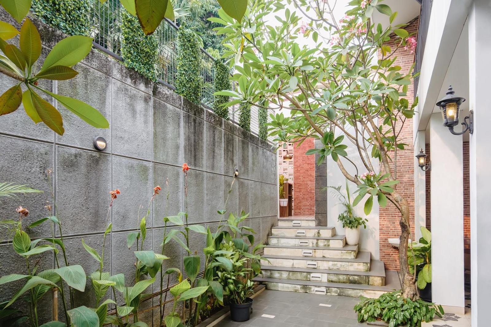Calma Coliving At Bintaro, Tangerang Selatan * Bekasi