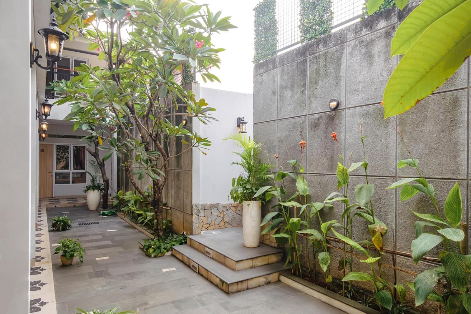 Calma Coliving At Bintaro, Tangerang Selatan